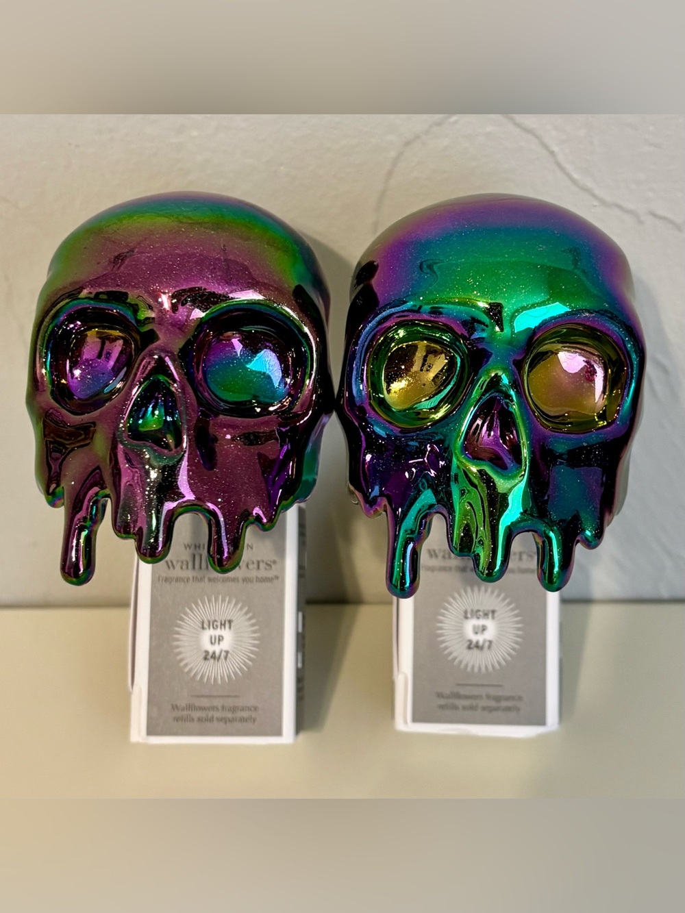 Bath & Body Works Halloween Metallic Dripping Skull Night Light Wallflower Plugs
